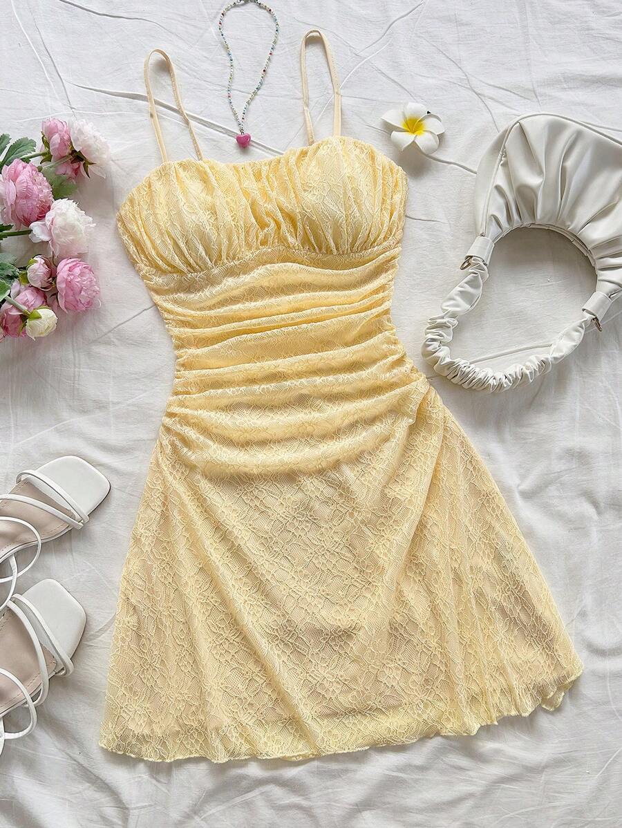 Soleia 女士花卉蕾丝荷叶边时尚细肩带黄色迷你连衣裙，俱乐部服装女士性感 - 黃色 - 查看 1