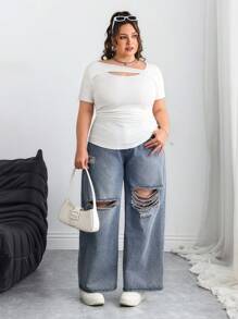 SHEIN CURVE+ 大码女式基本款纯白色短袖 T 恤，领口镂空设计，腰部褶皱细节，纹理罗纹面料，常规版型，春夏/大码 T 恤/图案 T 恤 - 白色 - 查看 5
