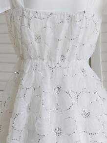 Flirla Elegantes Minikleid in Große Größen mit weißem Blumenmuster, Pailletten-Dekor, Mesh, Schleife an der Schulter, ärmellos, A-Linie, tailliert, vielseitiges Lässig-Design geeignet für viele Anlässe wie Pendeln, Einkaufen, Unterhaltung, Fotografie, bequemes und modisches Material & Stil mit hohem Preis-Leistungs-Verhältnis