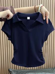 SHEIN 少女蓝色百搭方形 V 领短袖 T 恤，设计师风格，夏季休闲 Polo 衫，齐腰长款，修身剪裁，干净的女孩