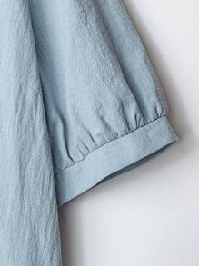 Linhara Áo cánh tay ngắn thêu cổ khoét sâu màu trơn thường ngày cho nữ cỡ lớn - Màu xanh lam - Xem 4