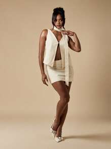 MISSGUIDED Ensemble jupe et gilet contemporain, cravate assortie. Tenue de soirée, de mariage ou de travail, mode minimaliste