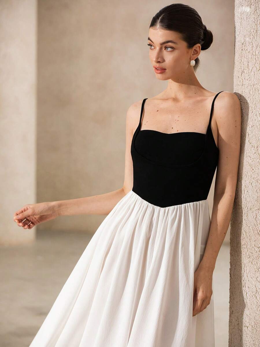 Chiquease Nuevo vestido elegante de moda con top de camiseta de punto, diseño en patchwork, bloques de colores tejidos, volantes en el bajo y cintura estilizante, sin mangas - Blanco - Ver 1