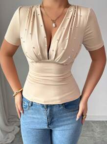 Elenzga 优雅女士合身珍珠装饰V领短袖T恤，浪漫精致 - 杏色 - 查看 3