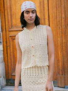 lacRébo 度假针织钩针无袖针织纽扣前襟上衣，带扇贝下摆，度假装