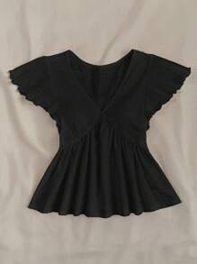 SHEIN T-shirt court à col en V et manches courtes pour adolescentes, essentiel noir, tenue d'été, essentiel de la saison des mariages/Cottagecore/Convient pour l'été/À porter à tout moment/Bohème/Vêtements de style bohème shorts pour l'été/Tenues de vacances à la plage/Vêtements d'été Tenues de vacances