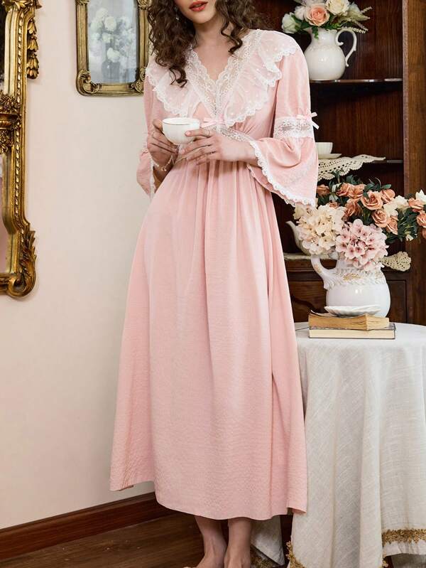Côtesoire Elegant Contrasting Color Lace Patchwork Bubble Pleat Women's Nightdress Holiday Season, Vacation