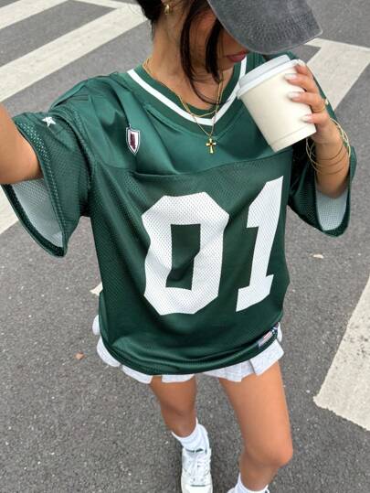 Muchica 休閒運動拼色寬鬆短袖T恤，數字印花和下垂肩設計