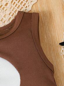 SHEIN Conjunto de verano informal de 2 piezas para niñas bebé: top sin mangas con bloques de color y shorts minimalistas sólidos - Multicolor - Ver 4