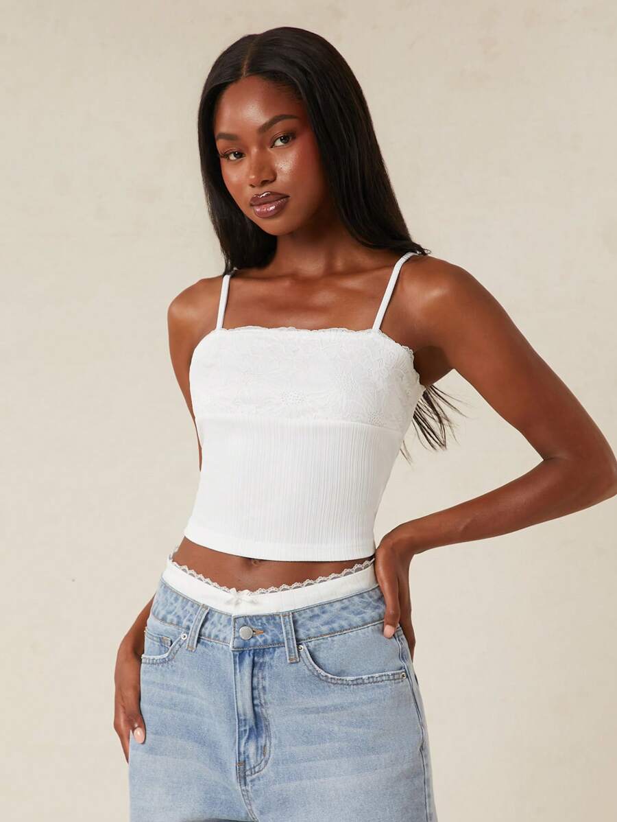 SHEIN Unity Débardeur sans manches avec bordure en dentelle, pour sortie, brunch, tenue de rue, église, usage quotidien, décontracté, chic, modeste, satin pastel pour femmes