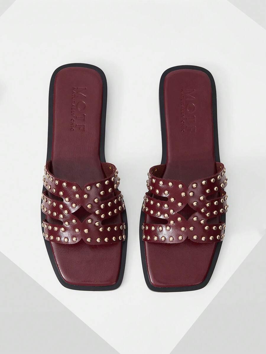 MOTF PREMIUM SQUARE TOE RIVET FLAT SANDALS - Burgundy - View 1