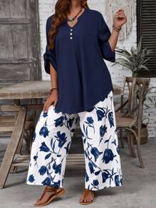 EMERY ROSE 大码女装乡村度假深蓝色七分袖V领纽扣装饰弧形下摆修身休闲上衣衬衫和蓝白花朵印花宽松长裤两件套适合春夏秋季节女装夏季套装度假装度假两件套 - 藍白色 - 查看 5