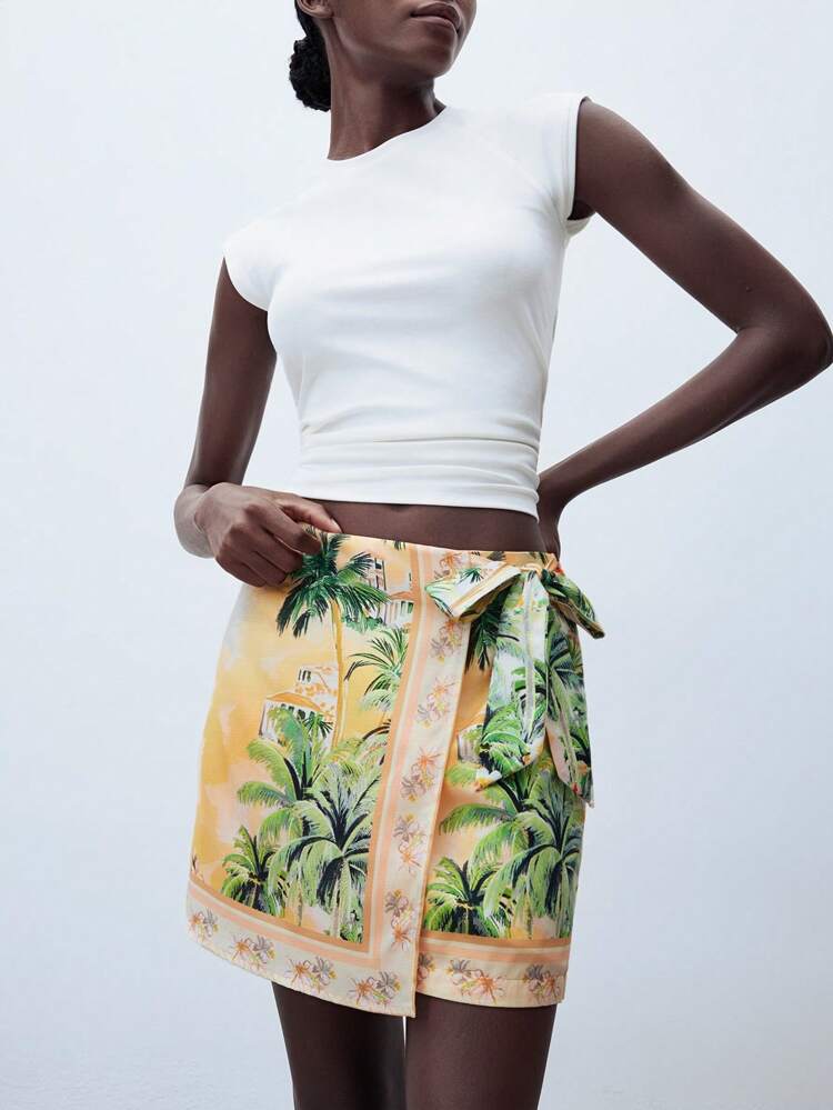 SHEIN Maija Women's Orange Summer Beach Casual Yellow Skirt, Hawaiian Vacation Everyday Simple Fashion Tropical Floral Print Tie-Up Wrapped Mini Yellow Skirt