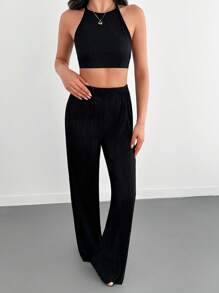 SHEIN Tall Ensemble coordonné de lounge froissé chic pour fille avec un top court à col montant et un pantalon ample. Ensemble deux-pièces en tissu pour femmes avec un Top et un pantalon à jambe large. Décontracté, élégant, pour un rendez-vous, un week-end de luxe