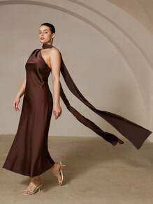 Aveloria Revavyn Vestido largo de fiesta con escote asimétrico, cintura ceñida en raso marrón, diseño de alta gama, falda envolvente hasta el suelo, sin mangas, para tallas grandes - Café integral - Ver 3