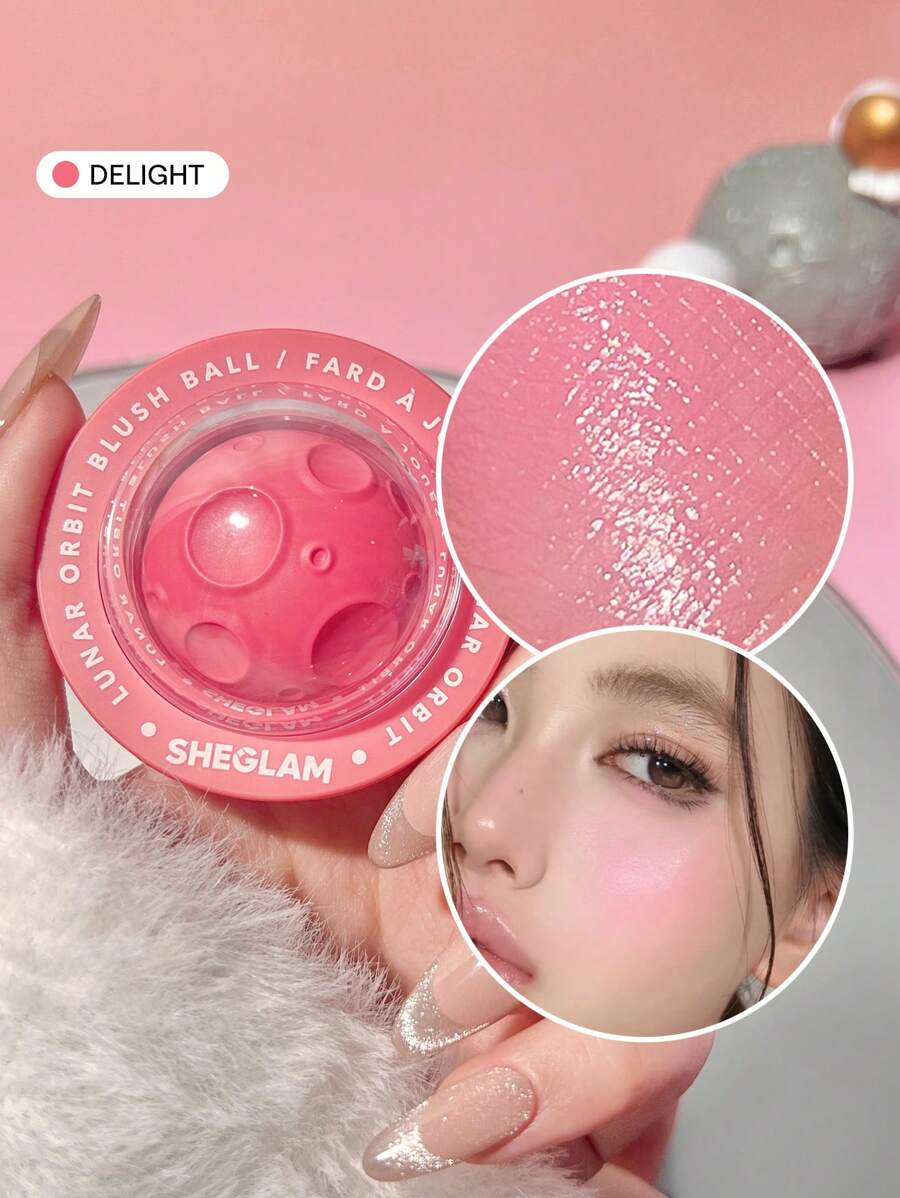 SHEGLAM Lunar Orbit Blush Ball-Delight Cream 腮紅霜 不褪色 多用途 太空船形狀 天然色素 不油膩 可混合臉部彩妝 品牌 美容 化妝 化妝品 適合女性與女孩 完美搭配夏季春季 Y2K 時尚 流行 生日 母親節禮物 假期 派對準備就緒 最佳顏色 - Delight - 查看 1