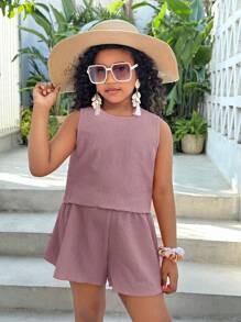 SHEIN Set de 2 piezas con top de tirantes con textura y shorts para niñas preadolescentes, adecuado para vacaciones en la playa en verano - Púrpura polvoriento - Ver 3
