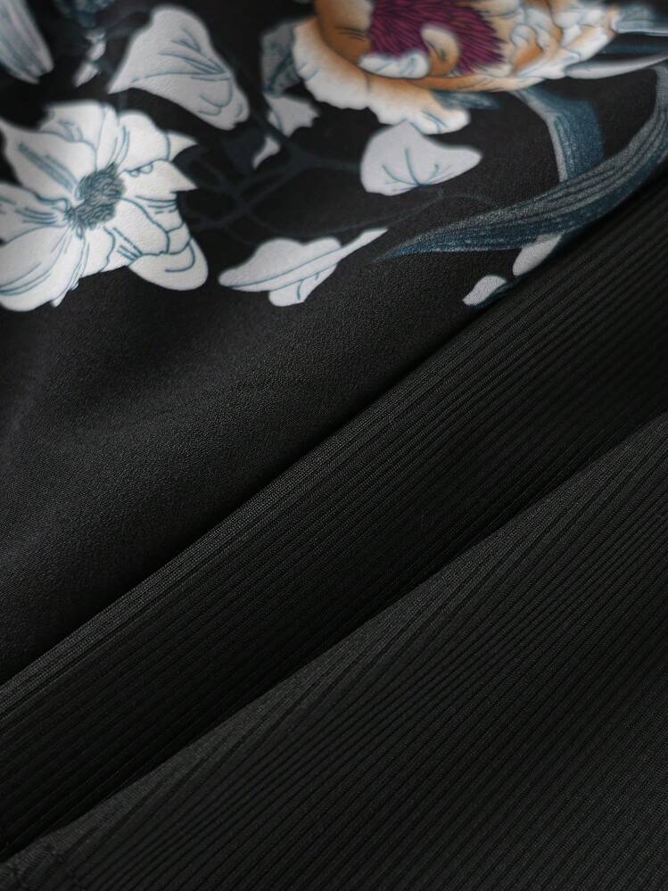 SHEIN LUNE 2pcs Plus Size Solid Color Flutter Sleeve Top & Floral Print Shorts Set, Casual Vacation,2 Pieces Summer OutfitSummer Outfits For Women - Black - View 7