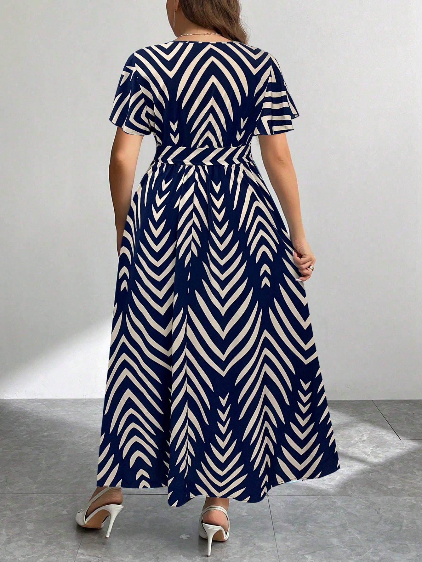 Firerie فستان متوسط الطول قابل للربط عند الخصر ذو...