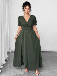 SHEIN Clasi Plus Size Women's V-Neck Puff Sleeve Solid Color Waist Cinched Long Slit Maxi Dress, Elegant & Dignified, Spring/Summer