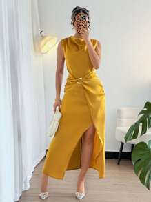 Chiquease 优雅低胸腰部金属装饰开衩芥末黄纯色女式连衣裙 - 芥末黃 - 查看 6