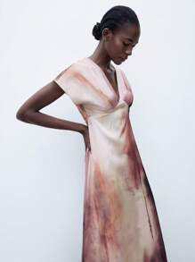 Maija 女式扎染印花不对称领口百搭休闲都市时尚夏装，优雅修身腰部设计，V 领和前褶设计，适合音乐会和日常穿着女装优雅礼服工作夏装女装夏装女装生日优雅知性女婚礼宾客礼服浪漫美丽法式休闲高端知性优雅老钱风格邮轮服装度假装优雅知性女婚礼宾客礼服浪漫美丽法式休闲高端知性优雅老钱风格邮轮服装度假装，女士连衣裙夏季扎染连衣裙长裙真丝连衣裙扎染长裙 - 彩色 - 查看 5