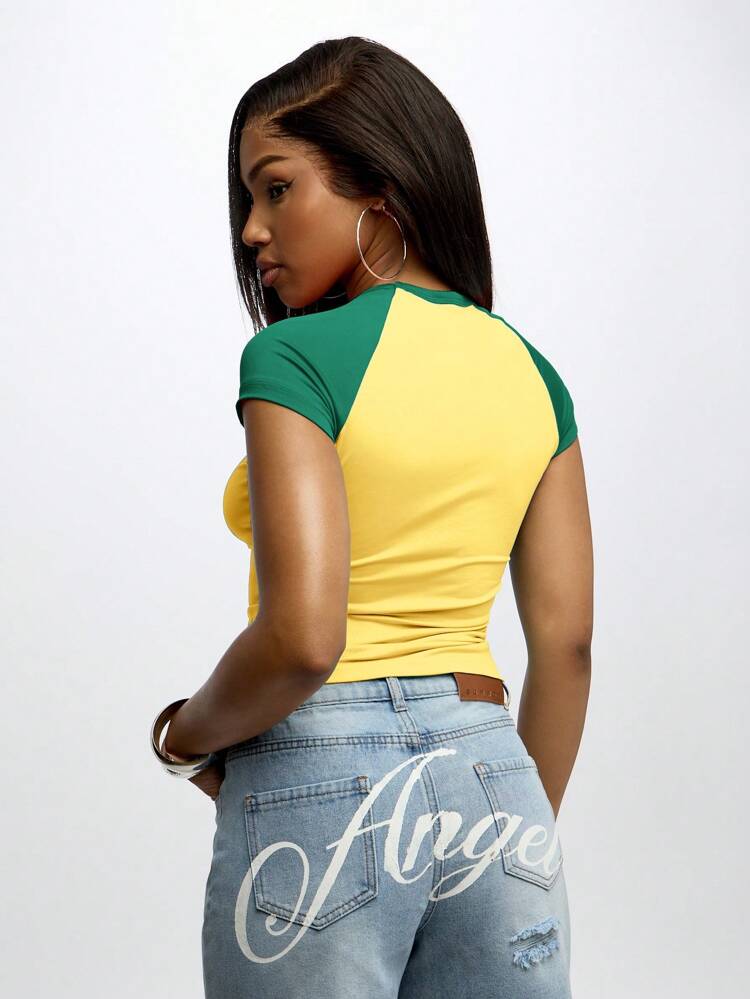 SUMWON WOMEN Retro Sport Classic Baby Tee Spandex Fitted Crop Top