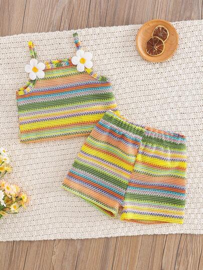 SHEIN 2 件套女婴彩虹条纹刺绣花朵无袖短款上衣和松紧腰短裤休闲装，舒适柔软，夏季