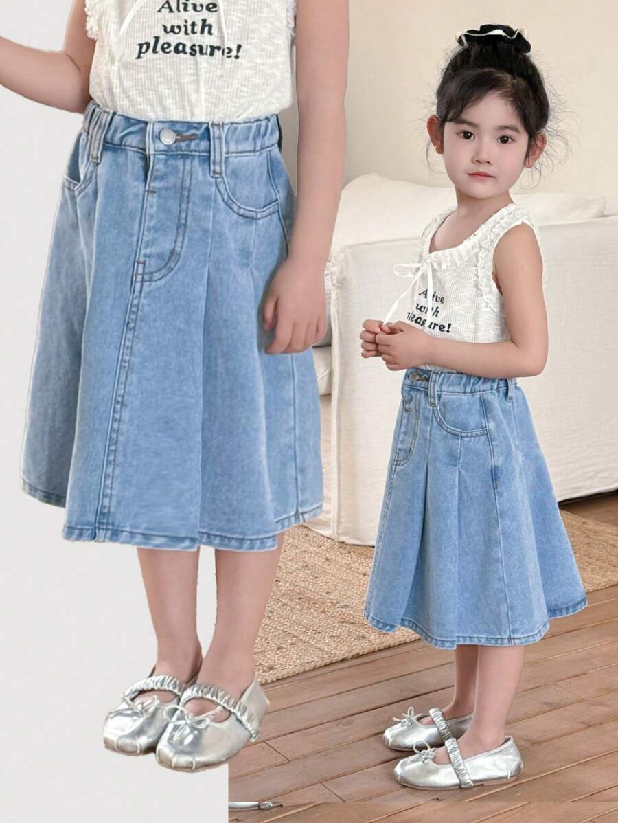 SHEIN 少女蓝色褶皱喇叭牛仔裙，春夏休闲度假