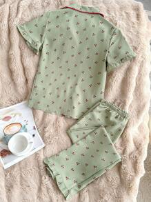SHEIN 樱桃印花时尚荷叶边领泡泡褶皱女童睡衣套装 - 綠色 - 查看 2