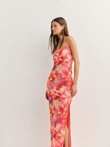 Nöista Sleeveless Dress Features A Square Neckline And Thin Straps, Crafted From A Soft, Semi-Sheer Fabric. Its Vivid Floral Pattern Adds Tropical Charm, Perfect For Summer Parties, Beach Vacations, Or Sunset Dinners. Bold Yet Effortlessly Elegant. 4th Of July Outfits - Red - View 5