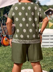 EMERY ROSE 2件套加大码女式花卉印花短袖上衣和短裤度假装 - 軍綠色 - 查看 2