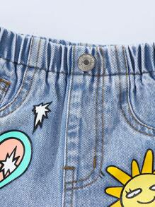 SHEIN Playful Pals Denimly 女婴休闲日常都市街头破洞浅色洗水牛仔裤，搭配甜美多巴胺渐变心形向日葵星星印花，松紧腰带 - 淺色水洗藍 - 查看 4