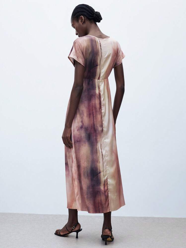 SHEIN Maija Women's Tie Dye Print Asymmetrical Neck Versatile Casual Urban Fashion Summer Dress, Elegant Fitted Waist Design With V-Neck And Gathered Front, Suitable For Concerts And Everyday Wear Women Dresses Elegant Gown Work Summer Dresses Women Clothes Summer Clothes Women Dresses Birthday Elegant And Intellectual Female Wedding Guest Dress Outfit Romantic And Beautiful French Slouchy High-End Sense Of Intelligence And Elegance Old Money Style Cruise Clothing Vacation Wear Elegant And Intellectual Female Wedding Guest Dress Outfit And Beautiful French Slouchy High-End Sense Of Intelligence And Elegance Old Money Style Cruise Clothing Vacation Wear,Dresses For Women Summer Tie Dye Dress Long Dress Silk Dress Tie Dye Maxi Dress,Autumn Outfits For Women, Christmas Women's Clothing