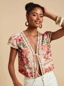 Travachic Camisa con nudo delantero y estampado floral, informal para vacaciones, atuendos de vacaciones para mujer, atuendos de vacaciones, atuendos de playa, atuendos de verano para mujer, blusas de verano, verano