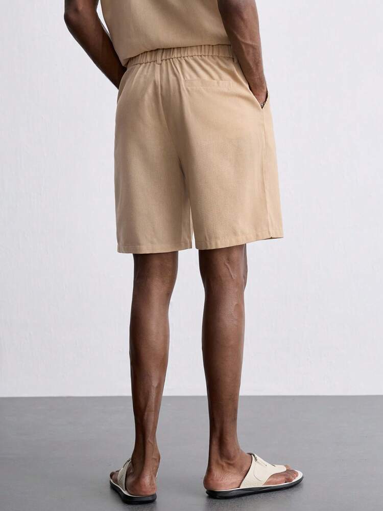 SHEIN Maija 2025 Summer New Khaki Linen Elastic Waist Drawstring Adjustable Side Pockets Men Shorts, Modern Elegant Casual Suitable For Wedding, Office, Daily, Vacation, Music Festival, Party, Countryside, Street Style, Independence Day, Date, Back To School, Fall