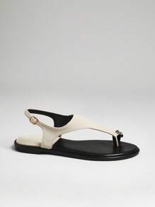 Solezae Women Comfy Everyday Summer Cute Vacation Casual Gold Decor Toe Ring Flat Sandals For Christmas - Beige - View 6