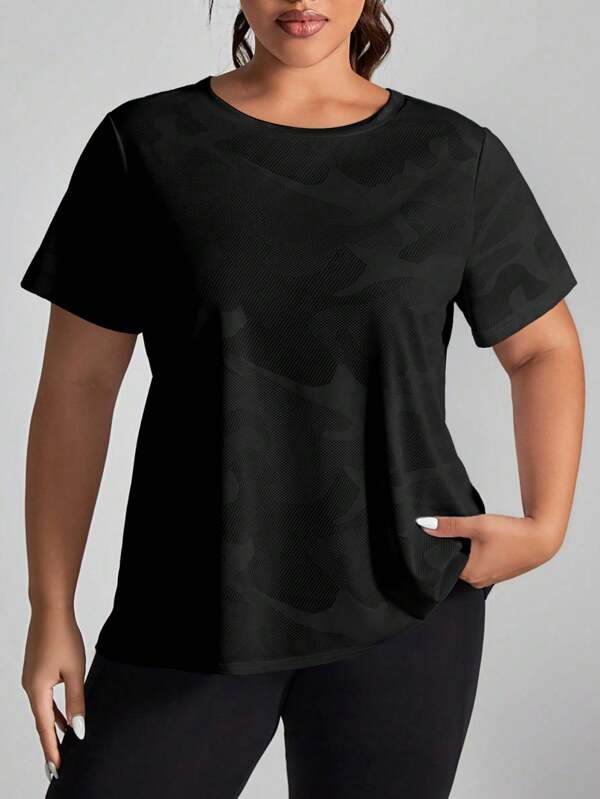 SHEIN Sport Studio Plus Size Women Camo Print Round Neck Short Sleeve Activewear T-Shirt