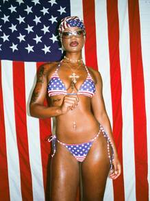 SUMWON WOMEN 美国国旗星条旗三角比基尼套装夏季海滩节七月四日独立日泳衣 - 彩色 - 查看 6