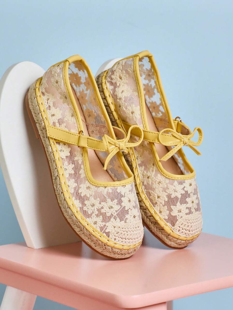 Mini mi #CC-Inspired Girls' Bow Strap Lace & Jute Boho Cream Yellow Espadrille Flats – From Playground To Beach Getaway - Yellow - View 1