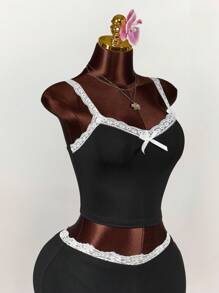 Amplova 2 Stücke/Set Farbblock Spitzen-Patchwork-Top mit Schleifendekor und Mini-Shorts mit Bundfalte - Schwarz - Übersicht 4