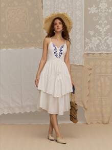 SHEIN MOD Vestido de tirantes finos con estampado de color contrastante hasta la pantorrilla para mujer, ropa bohemia, bordado en el escote, atuendos de campo para mujer, atuendos de vacaciones en la playa - Blanco - Ver 7
