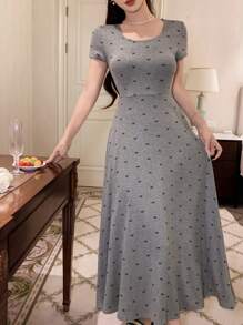 DAZY 蝴蝶印花修身短袖女式家居睡衣 - 灰色 - 查看 6