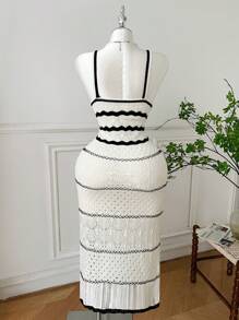 GalTyme 大码女式条纹镂空设计修身针织吊带裙 - 黑與白 - 查看 2