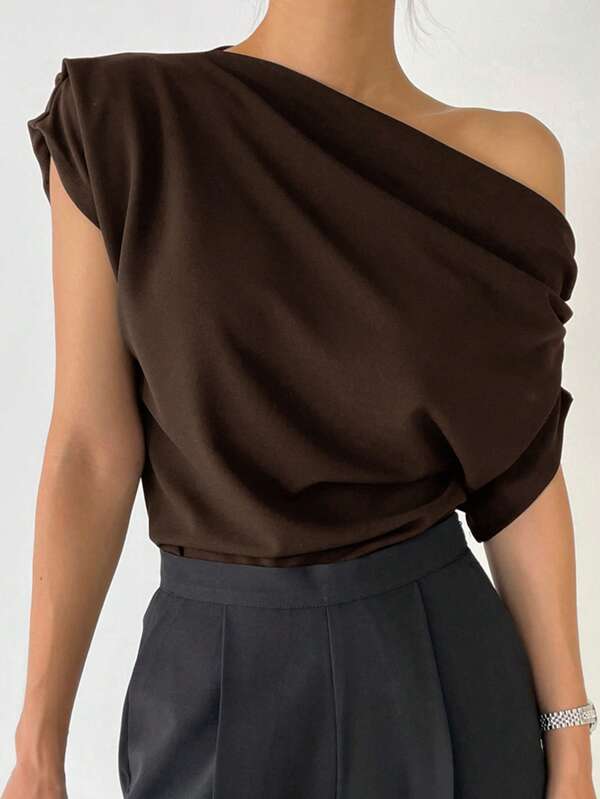 Strévra Tricou de damă cu umeri oblici, culoare uni, plisat, vară