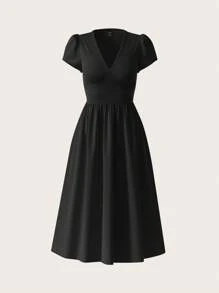 SHEIN Clasi 女式优雅纯色不对称口袋收腰V领喇叭下摆中长连衣裙