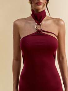 SHEIN BAE Váy suông hở lưng màu đỏ rượu vang, dây buộc ôm sát gợi cảm, váy liền thân thanh lịch, váy hở lưng không tay trang trí kim loại, váy dài đi biển cho kỳ nghỉ - Màu Đỏ Sâu - Xem 7