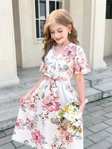 SHEIN 少女编织花朵印花交叉领荷叶边收腰蝴蝶结短袖连衣裙，休闲度假，旅行，情人节少女，花童连衣裙，母女装 - 白色 - 查看 4