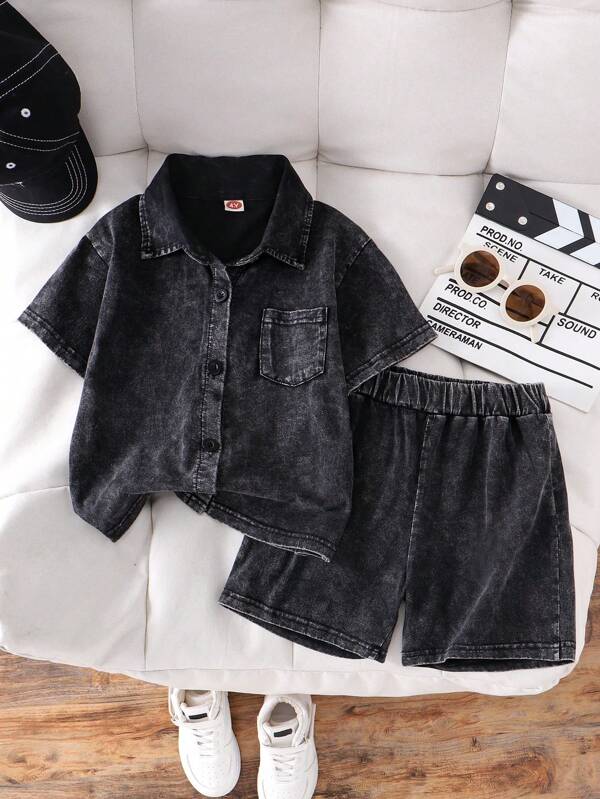 SHEIN Conjunto informal de 2 piezas para niño pequeño de verano - Camisa de manga corta y chaqueta de corte holgado en color negro, estilo de moda callejera exterior