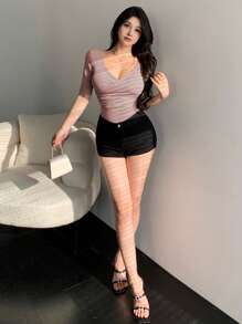 Joudiya 女士性感修身深V领不对称扭结露脐短袖T恤，夏季外出上衣 - 粉色 - 查看 2